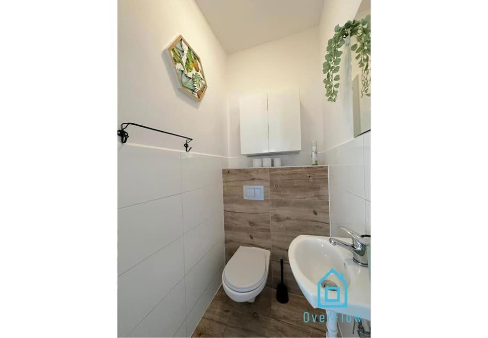 Walezy - Peaceful Retreat, 10 Minutes To Old Town & Seaside *